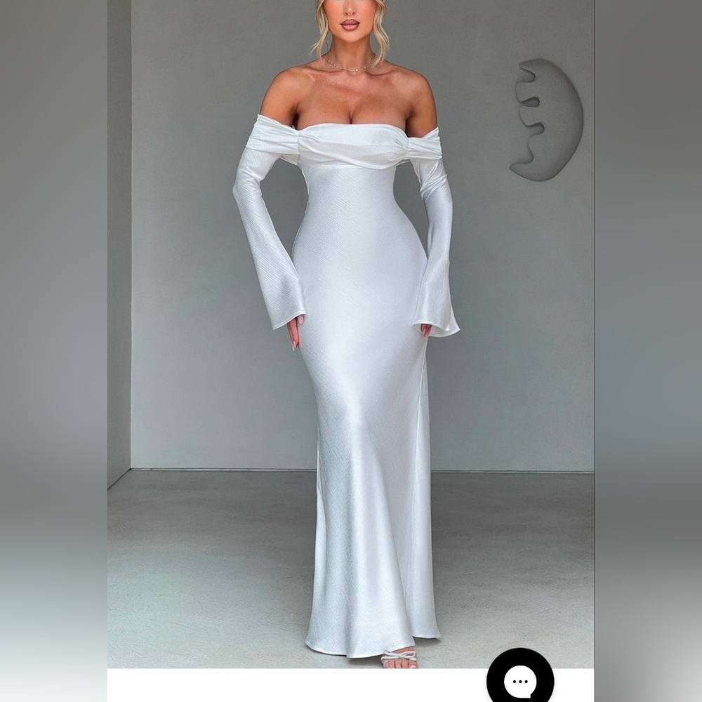Elegant Strapless White Dress